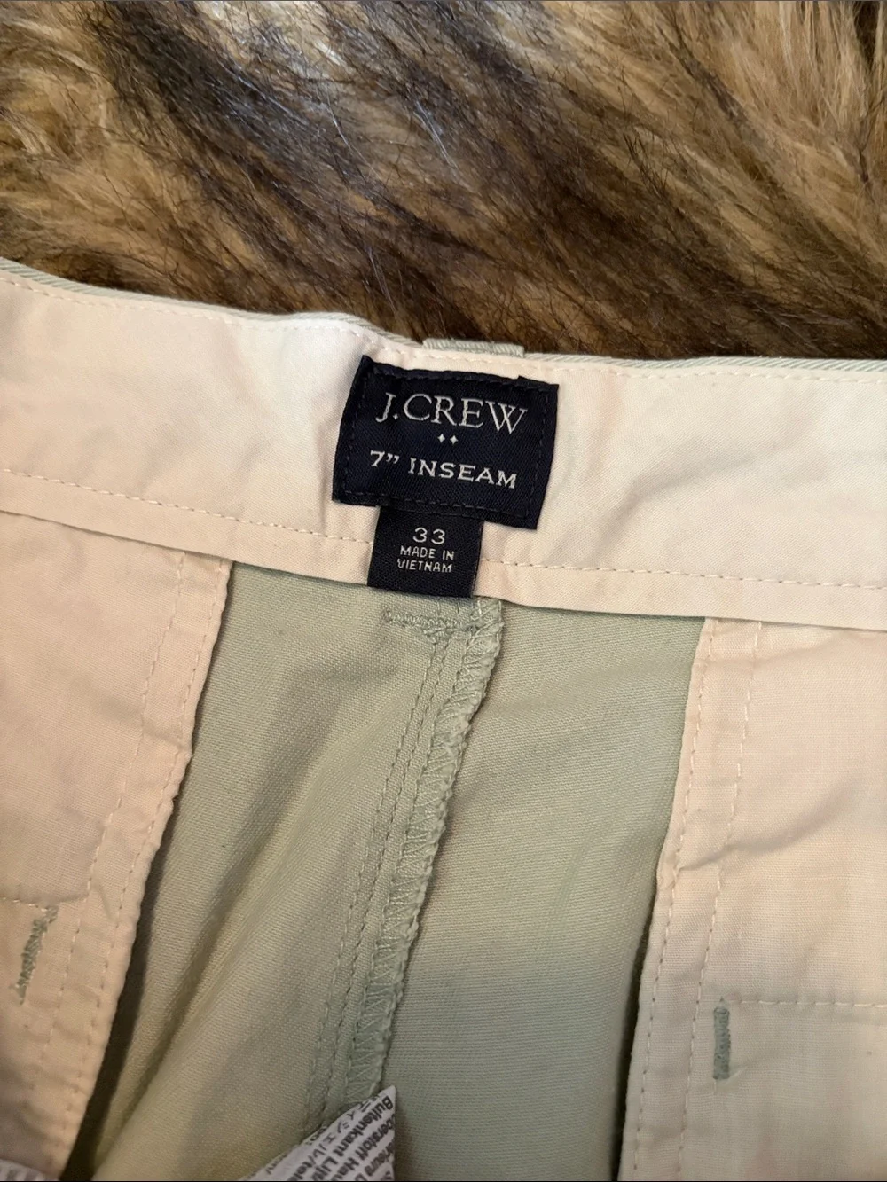 J. Crew 7” Inseam Men's Mint Green Flat Front Chino Shorts Size 33